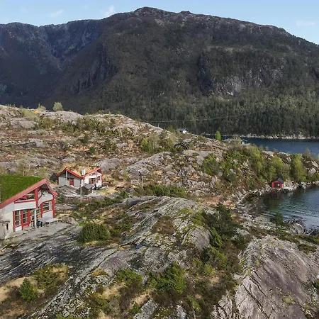 Lovely In Masfjordnes With Sauna *